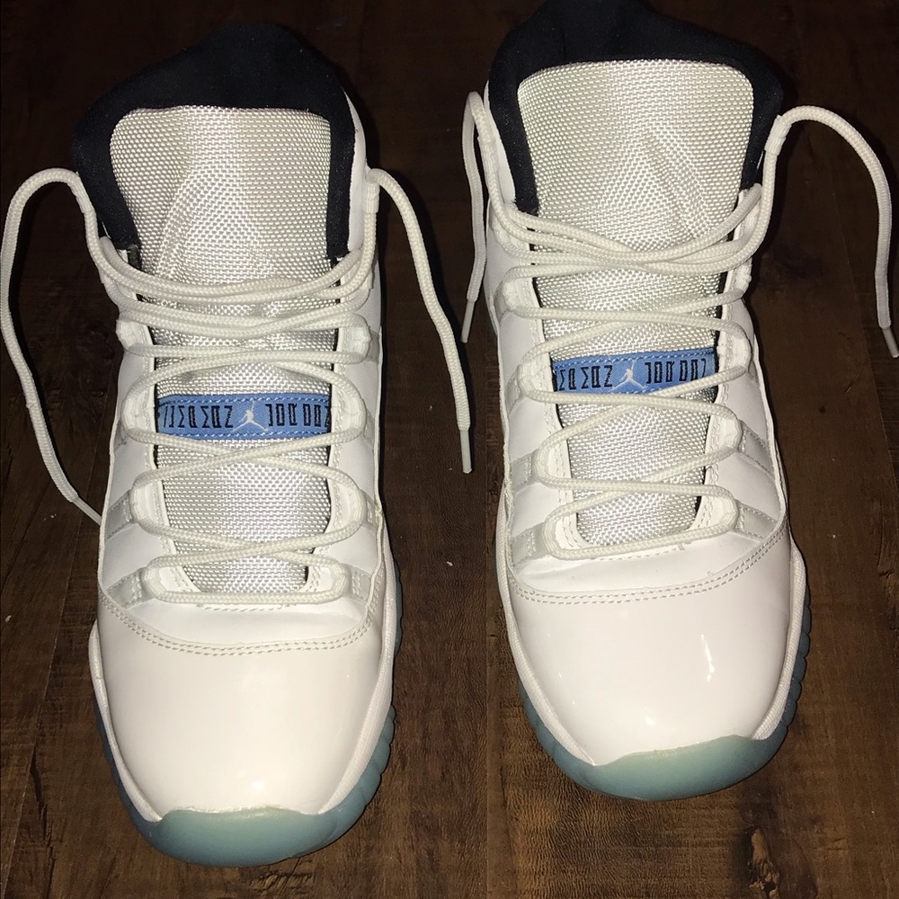 Jordan Legend Blue retro 11s